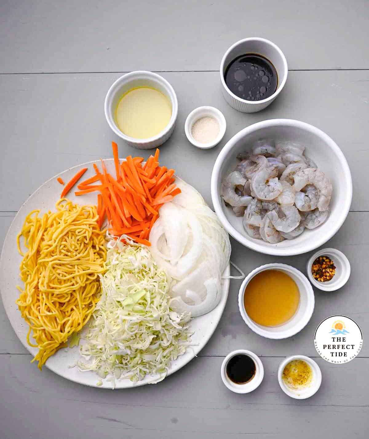 all ingredients for shrimp yakisoba